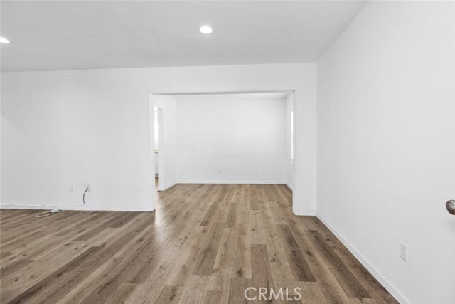 Building Photo - 676 W Glenoaks Blvd