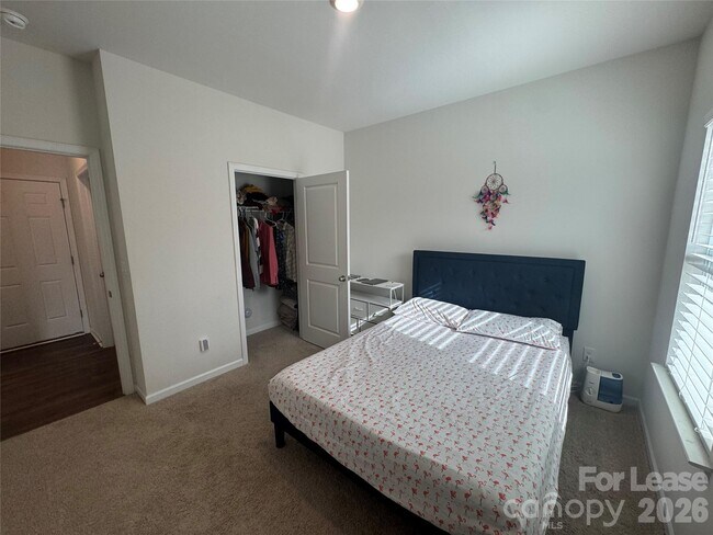 Building Photo - 10749 Adair Wds Dr