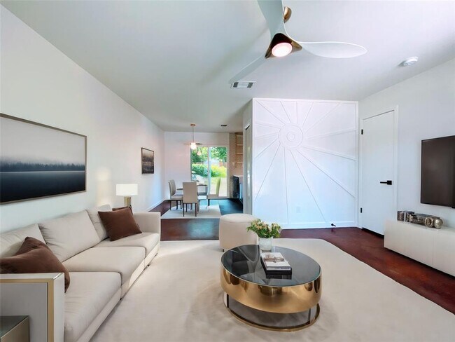 Building Photo - 7208 Meador Ave