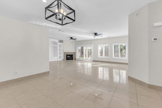 Building Photo - 83107 Greenbrier Dr