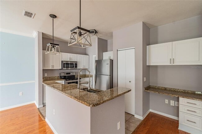Building Photo - 2265 Portofino Pl