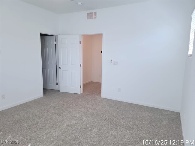 Building Photo - 965 Nevada State Dr