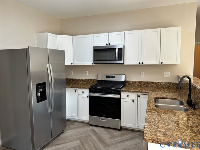 Building Photo - 5219 Scotsglen Dr