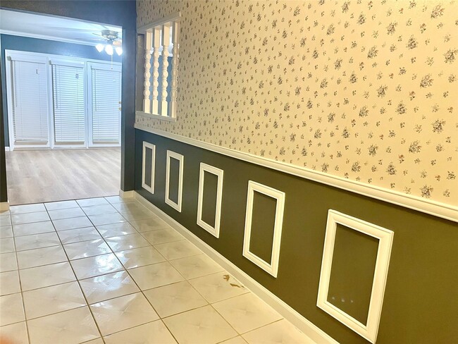 Building Photo - 7623 Deadwood Dr