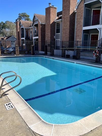 Building Photo - 2401 Sycamore Ave