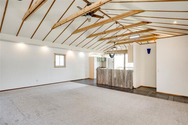 Building Photo - 2713 Sweeney Ln