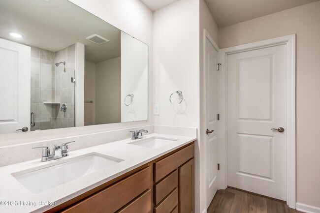 Building Photo - 16956 Aiken Rdg Cir