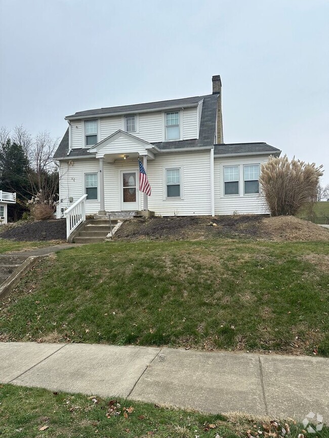 Building Photo - Three bedroom single-family home