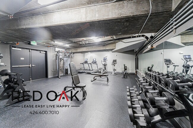 Building Photo - 5550 Bonner Ave