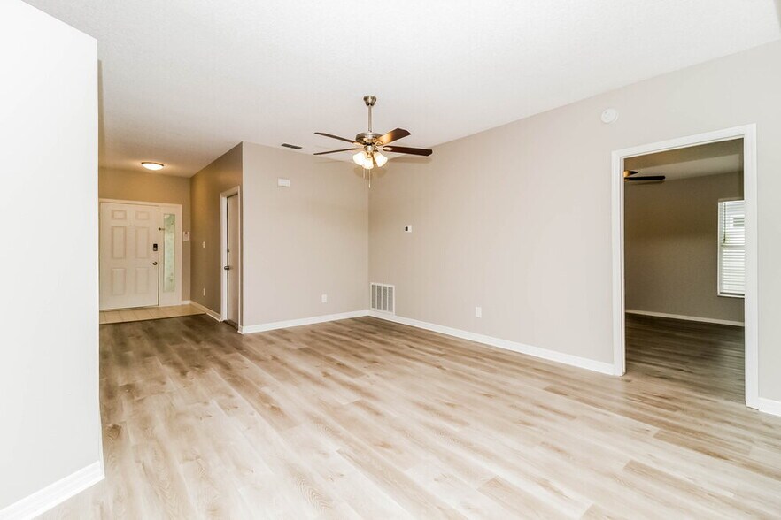 Building Photo - 1962 Shannon Ln