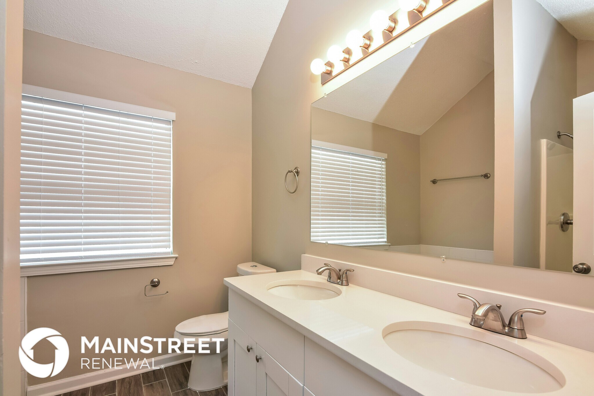 Building Photo - 2531 Willenhall Way