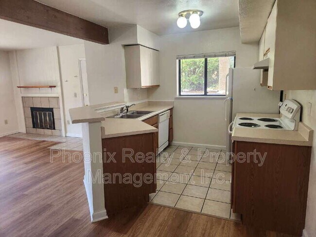Building Photo - 40 S Boulder Cir