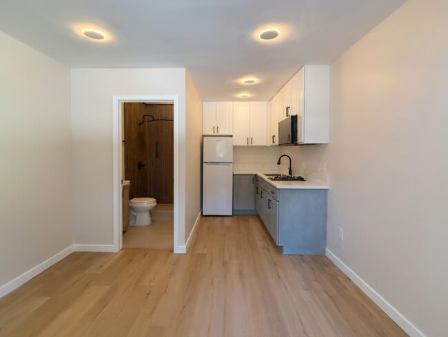 Building Photo - 272 Coralwood Ct