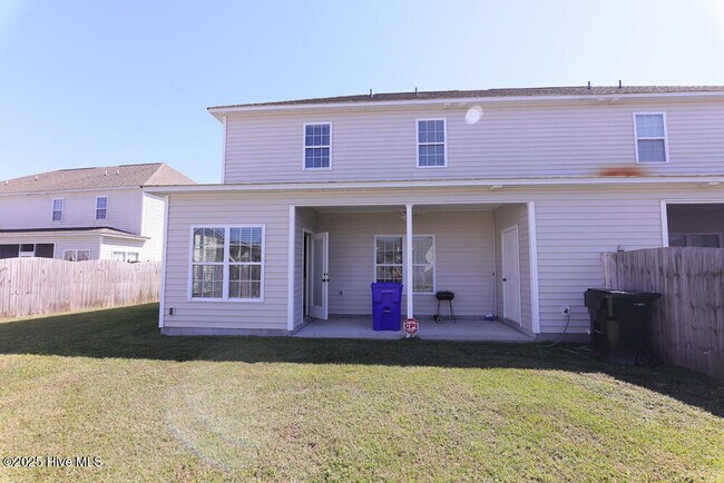 Building Photo - 1904 Leighton Dr