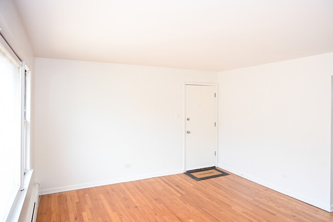 Building Photo - 6707 S Chappel Ave
