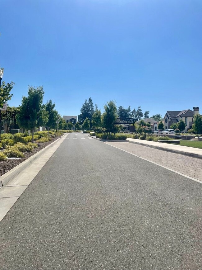 Building Photo - Wow! Custom Built Smart Home in Sutter Par...