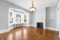 Building Photo - 246 W Abbottsford Ave