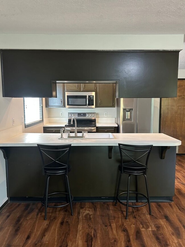 Building Photo - Charming Single Level Home - Keizer
