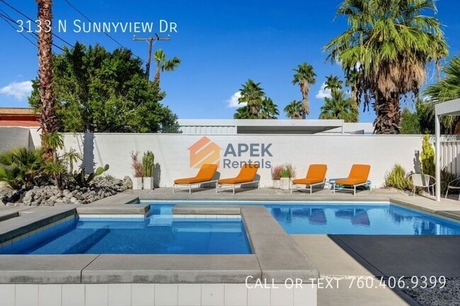 Building Photo - 3133 N Sunnyview Dr