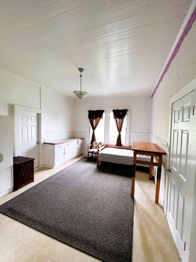 Building Photo - PRICE REDUCTION!!! Historic Home In Pepeekeo