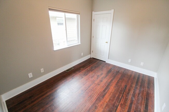 Building Photo - 2108 W Montgomery Ave