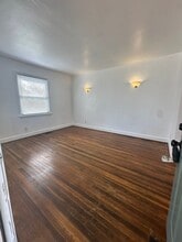 Building Photo - 3735 Lenoir Cir