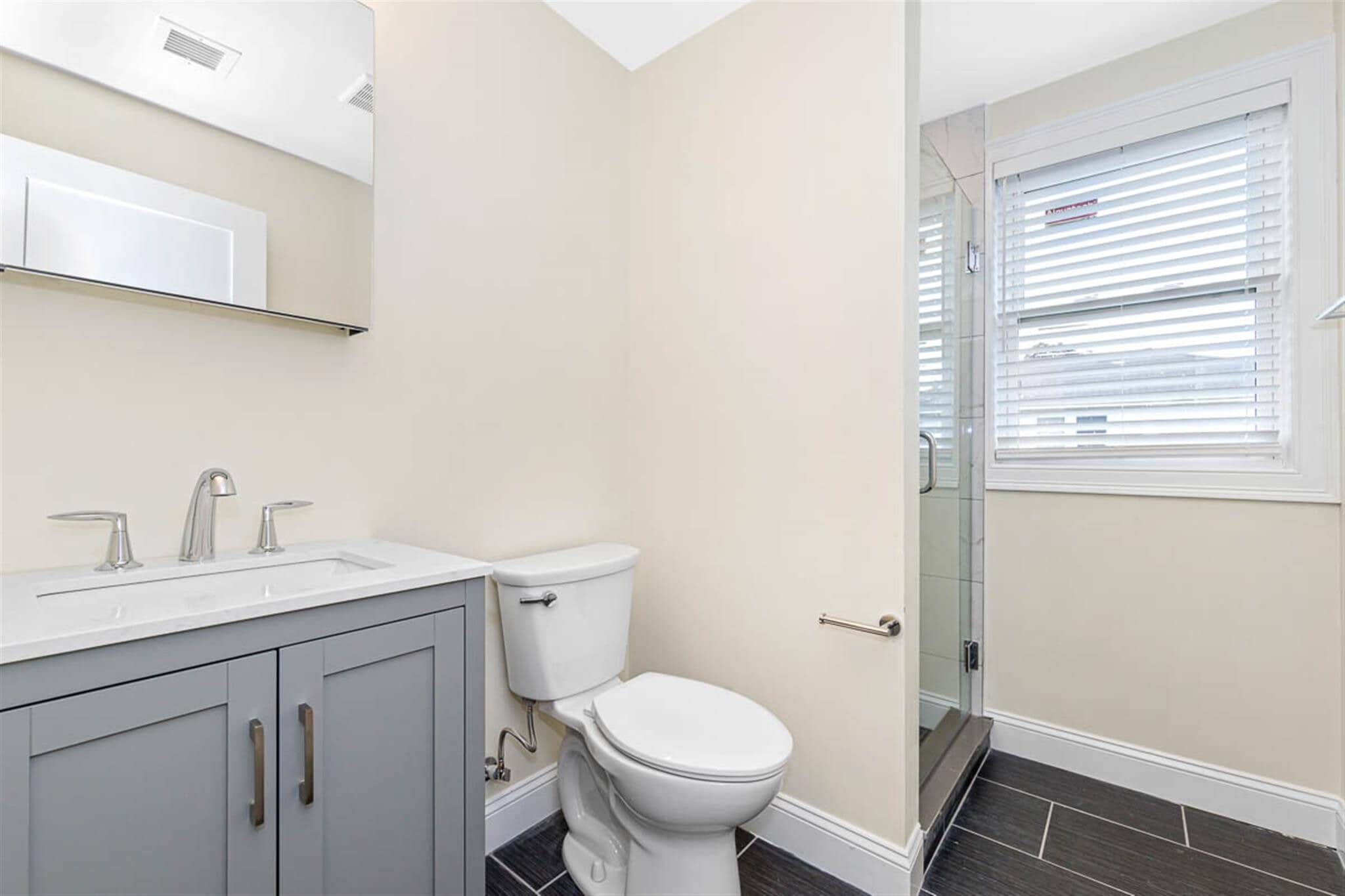 Building Photo - 75 Winchester St