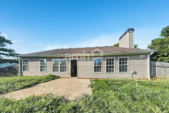 Building Photo - 282 Rockingham Dr