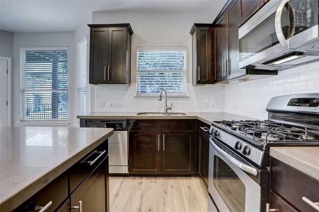 Building Photo - 12504 Ellen Ct