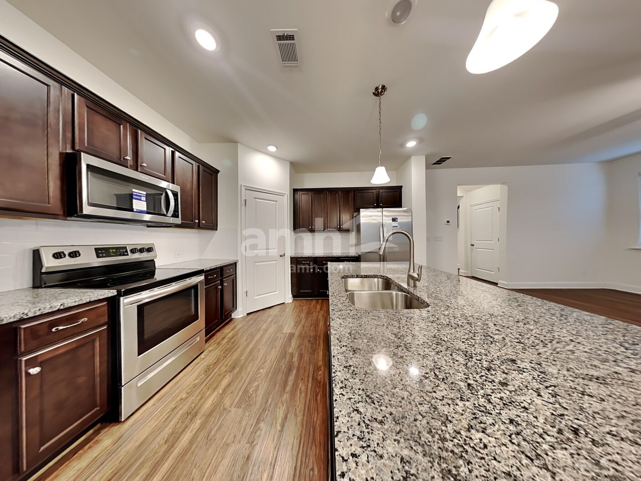 Building Photo - 2854 Chapel Hill Rd