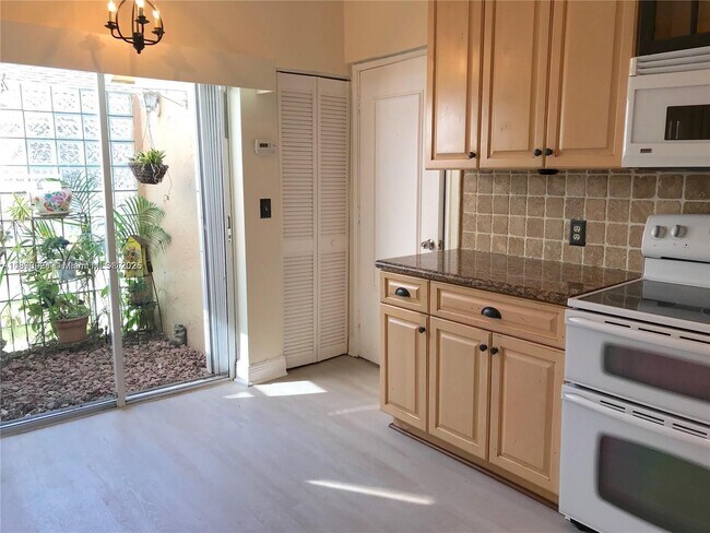 Building Photo - 9803 SW 59th St