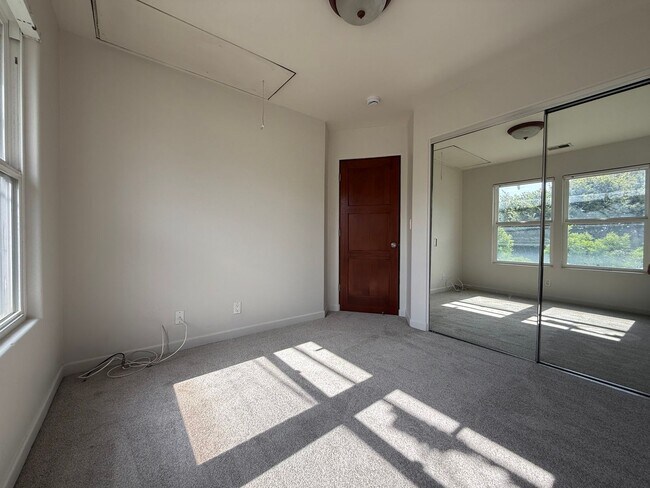 Building Photo - 3536-3538 Herman Avenue