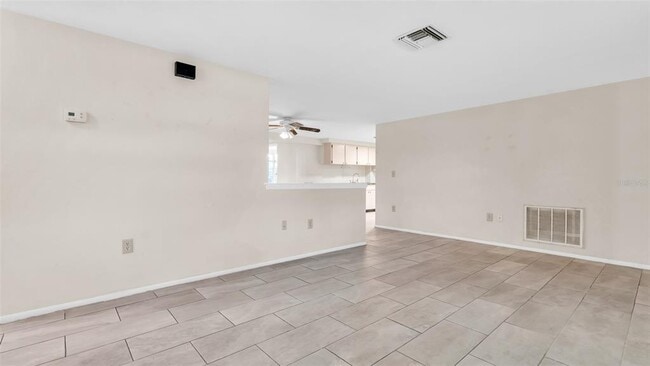 Building Photo - 11241 Snyder Ave