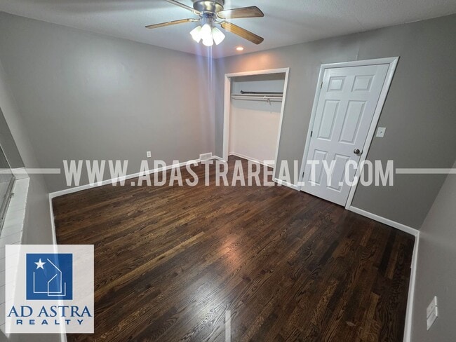 Building Photo - 208 Brookside Dr