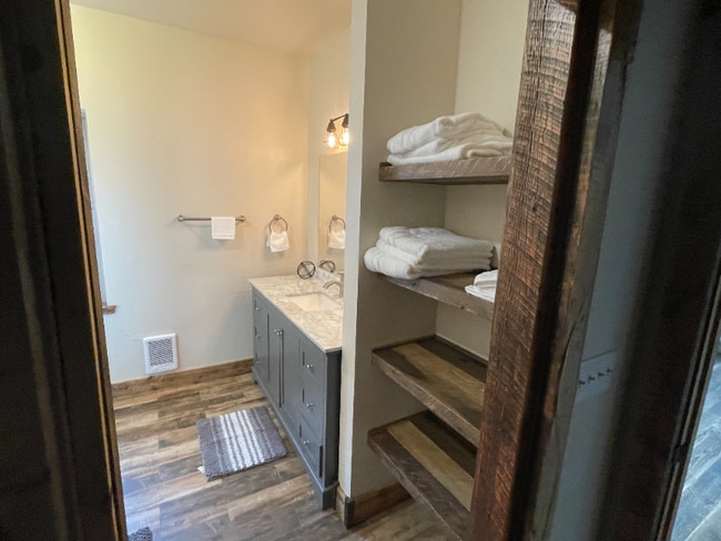 Building Photo - 751 Sun Pillar Loop