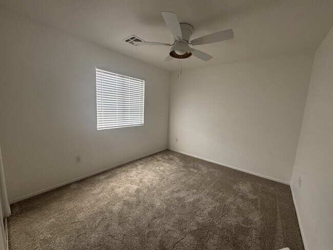 Building Photo - Desert Ridge House