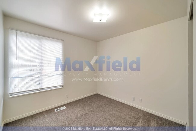 Building Photo - Sandy - 3BD - 1 BTH 1 Carport - Salt Lake ...