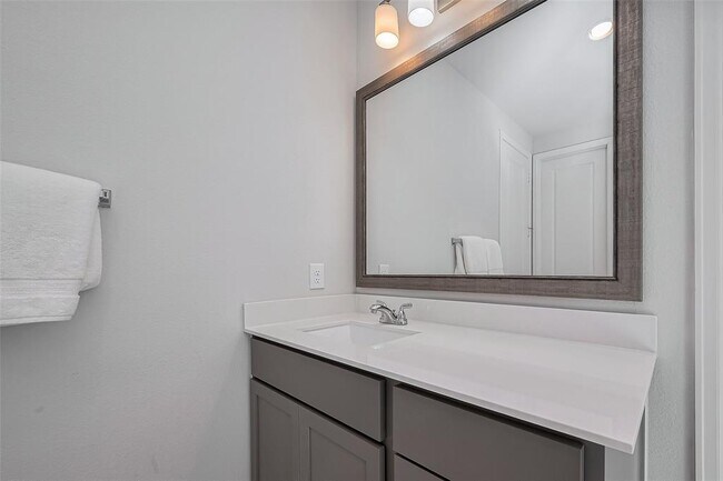 Building Photo - 11430 Bush Clover Dr