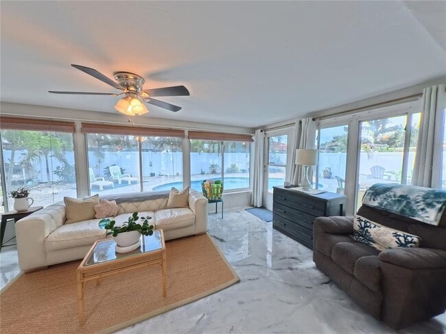 Building Photo - 6107 9th Ave W