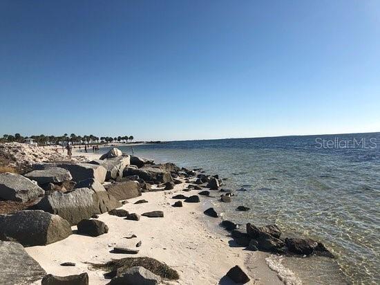 Building Photo - 2571 Cyprus Dr