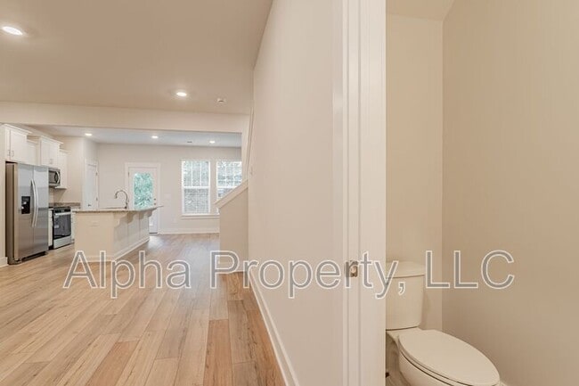 Building Photo - 1508 Rivermeade Dr