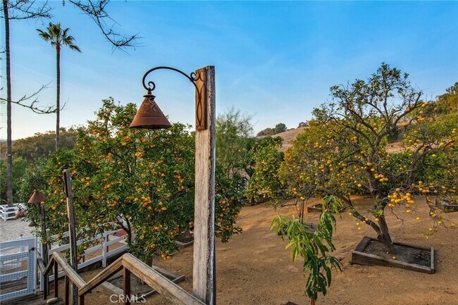 Building Photo - 27151 Mission Hills Dr