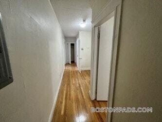 Building Photo - 1179 Boylston St