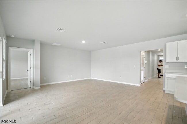 Building Photo - 2465 NW 9th St