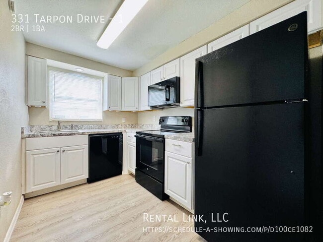 Building Photo - 331 Tarpon Dr