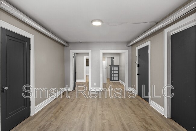 Building Photo - 5618 S Grand Blvd