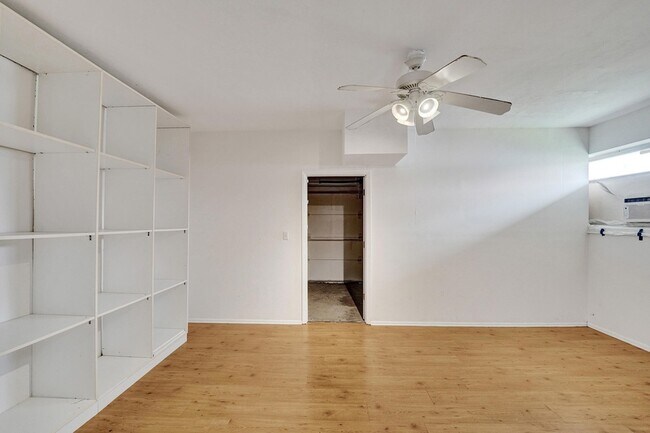 Building Photo - 4721 Sarazen Dr