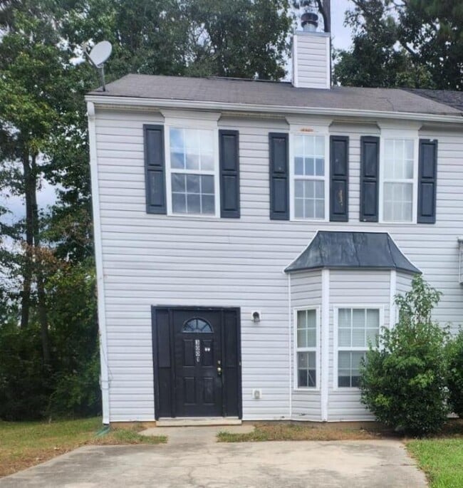 Building Photo - 3001 Falling Water Point