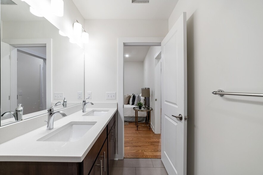 Building Photo - 502 Cecil B Moore Ave