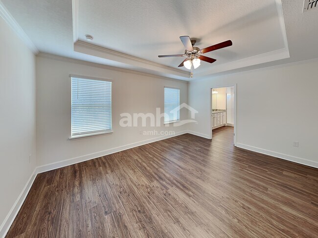 Building Photo - 4607 Reisswood Lp